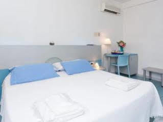Hotel Rainbow Palermo Buitenkant foto